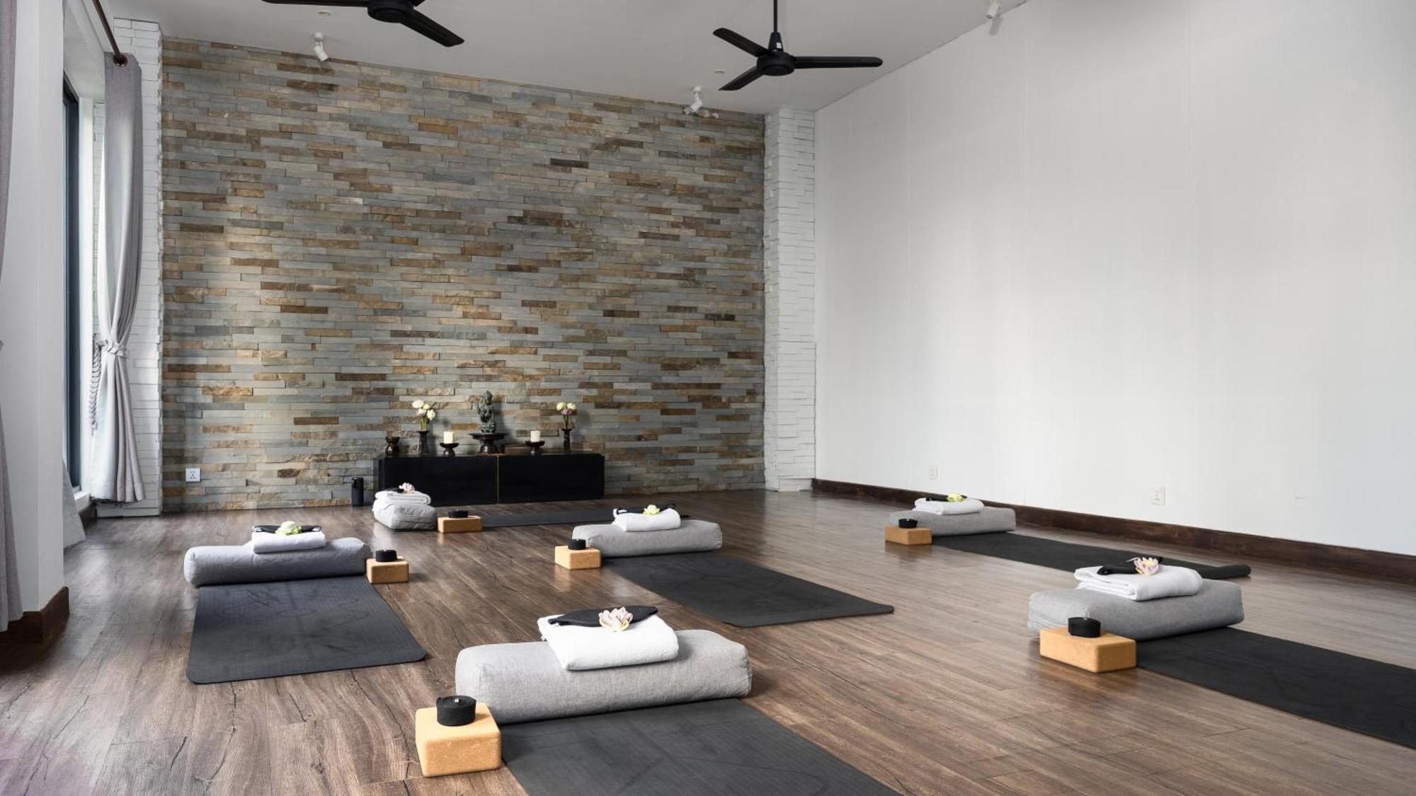 Reservoir, Yoga & Wellness Retreat Сиемрип Экстерьер фото